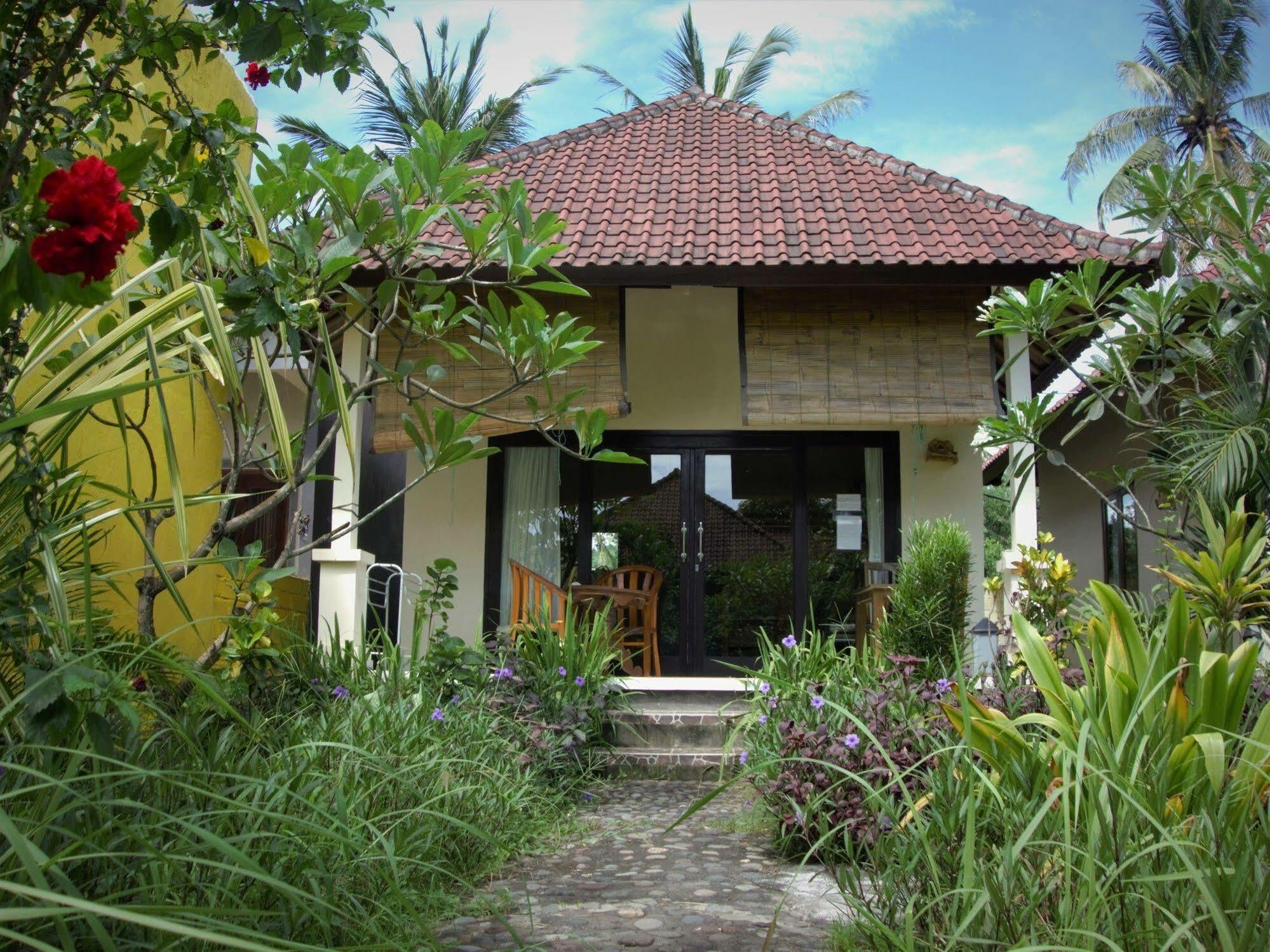 Albergue Bali Fab Dive Center Amed Exterior foto